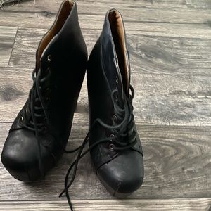 Jeffrey Campbell Style Heel